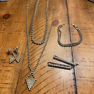 Formal jewelry set. Used once for prom.
